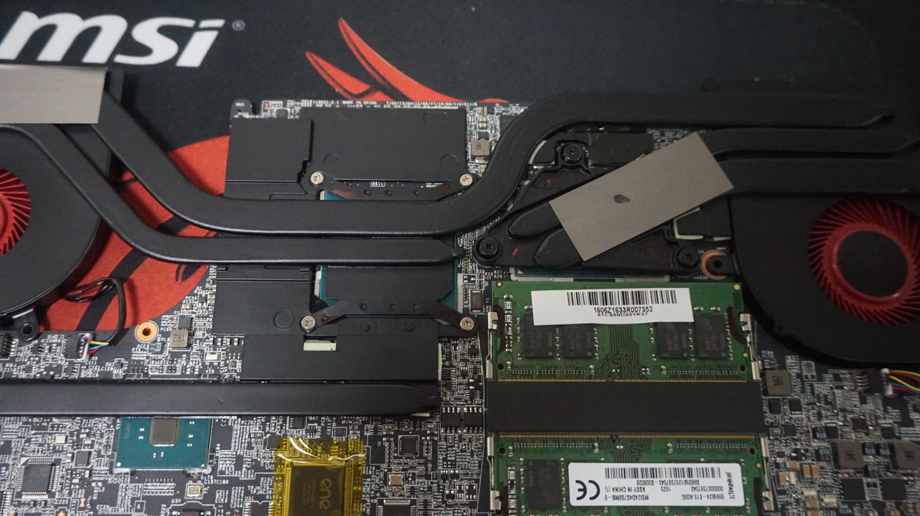 MSI GS73VR Disassembly and RAM, HDD, SSD upgrade guide 