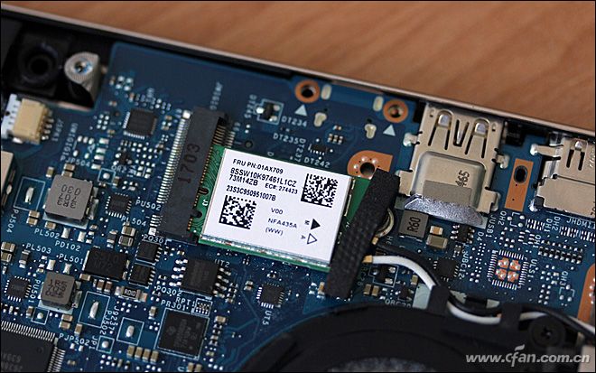 Lenovo ideapad 720S wireless card