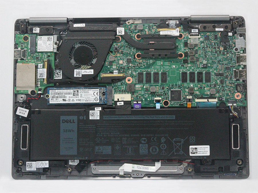 Dell Inspiron 13 7373 internal pictures