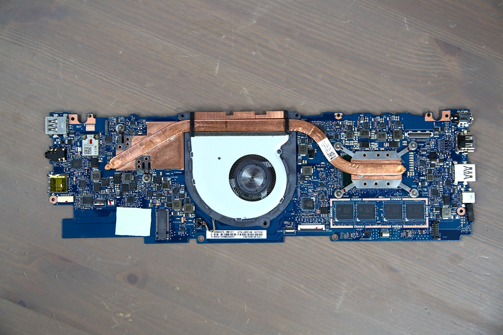 Asus ZenBook 13 UX331UN UX331UAL  Mainboard Laptop Reparatur Repair 