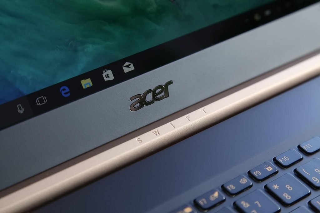Acer Swift 5 SF514-52 LCD hinge