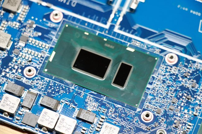 i5-8250U processor
