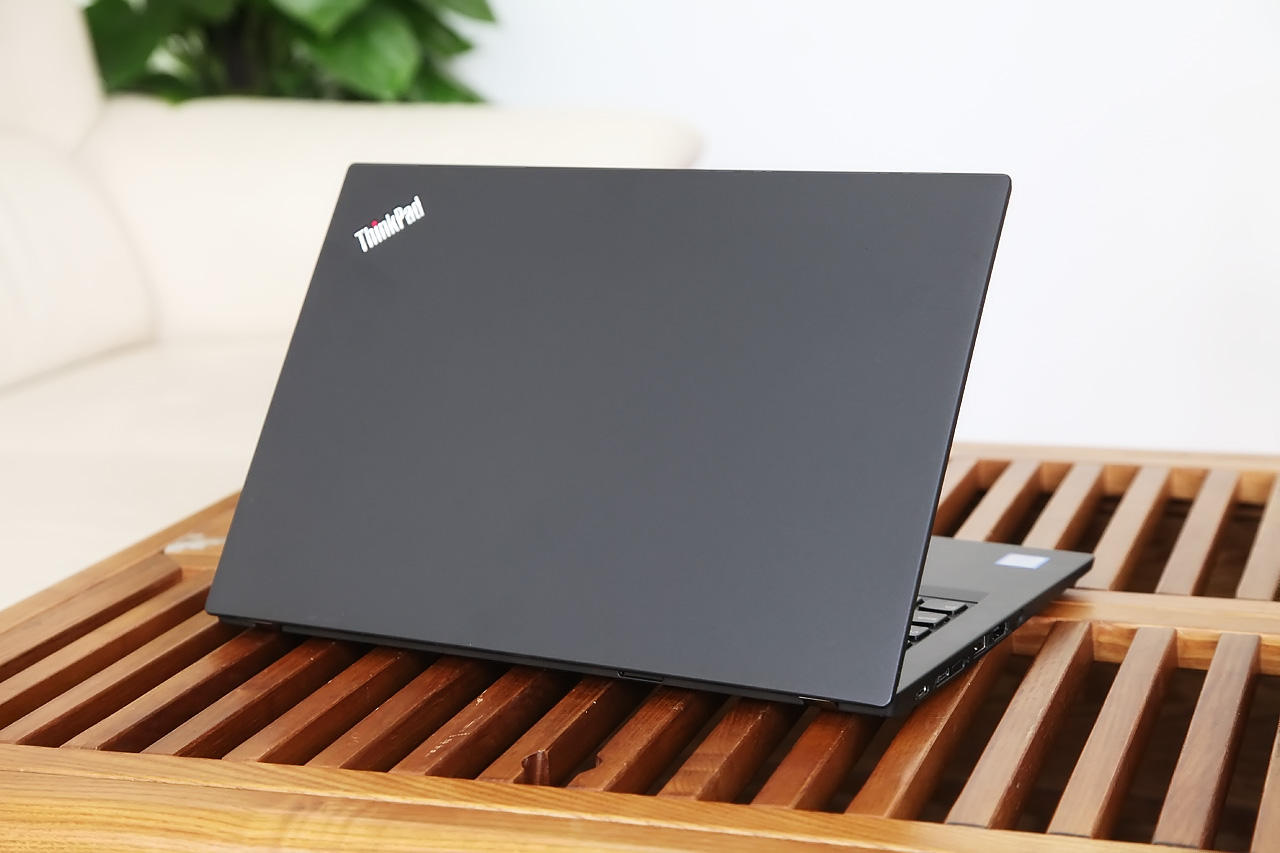Lenovo ThinkPad X280 Review - Laptopmain.com